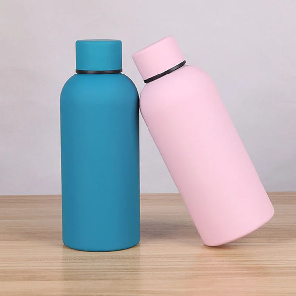 Tasse thermos élégante en acier inoxydable – Votre compagnon d’hydratation essentiel 💧🌿