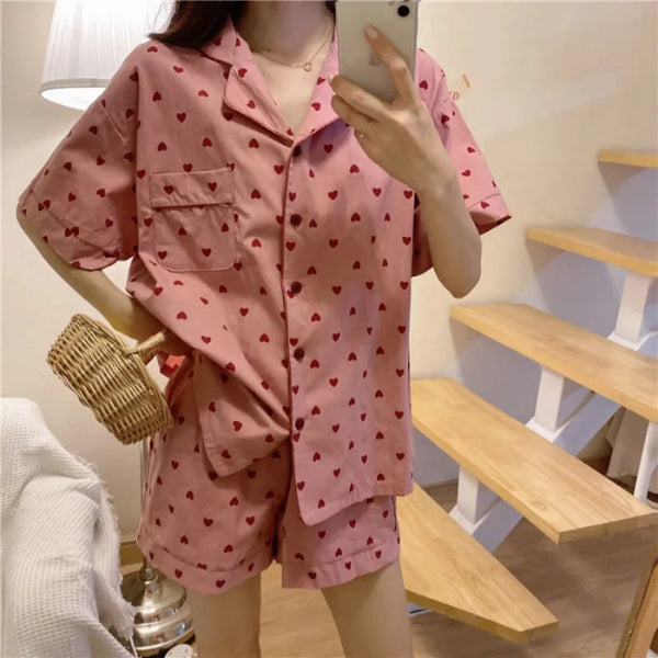 Conjunto de pijama de algodón con estampado de corazones: ropa de dormir de verano con botones