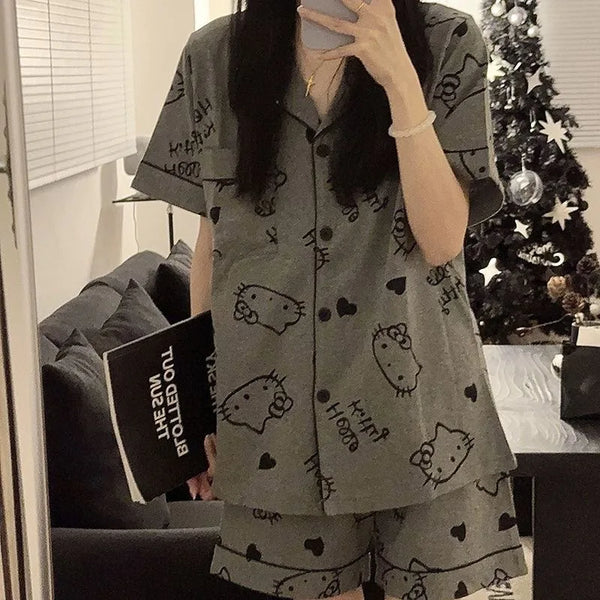 Ensemble de pyjama Hello Kitty de Sanrio – Vêtements de nuit mignons à l'effigie d'un dessin animé