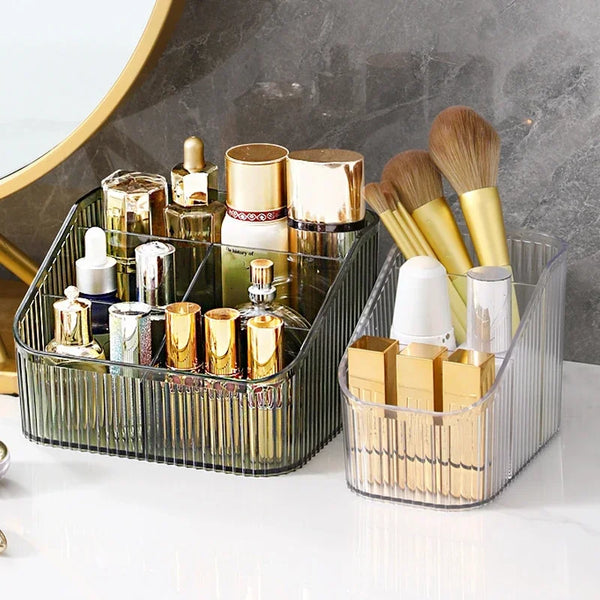 Clear Plastic Makeup Organizer